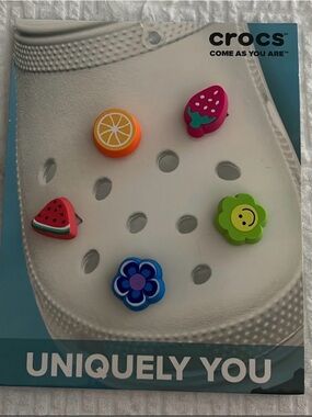 CROCS White Classic Display Card with Colorful Jibbitz Charms